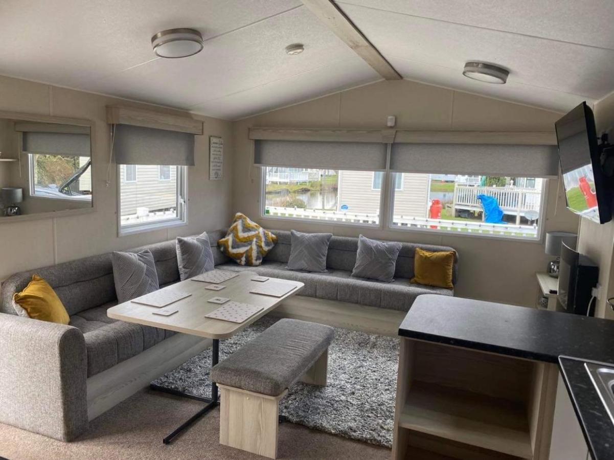 Haggerston Castle 6 Berth Caravan - Lakefield 115 Cheswick  エクステリア 写真
